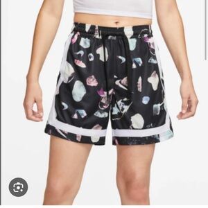 Nike Women's Fly Crossover Basketball Shorts DR2966 011 Floral Black